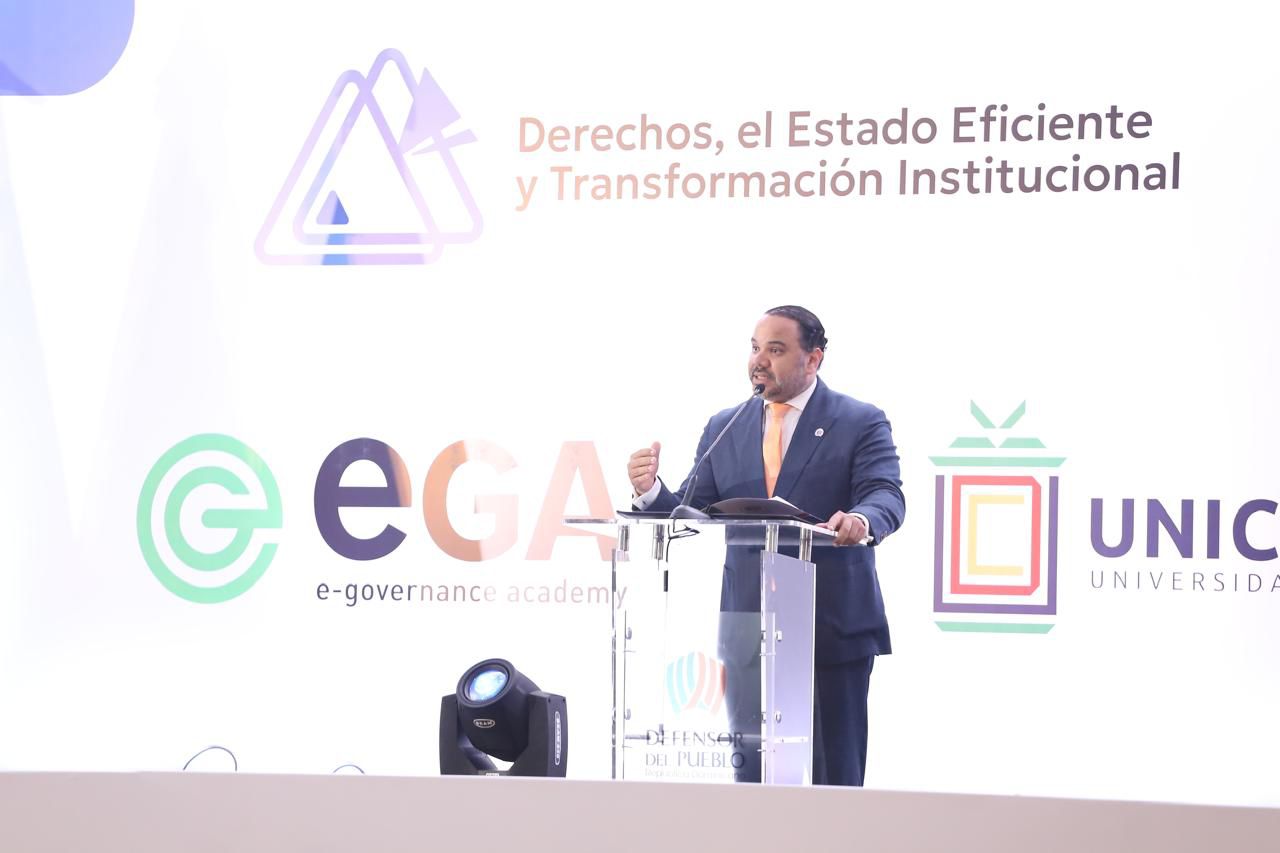 Defensor del Pueblo promueve diálogo sobre derechos y Estado eficiente