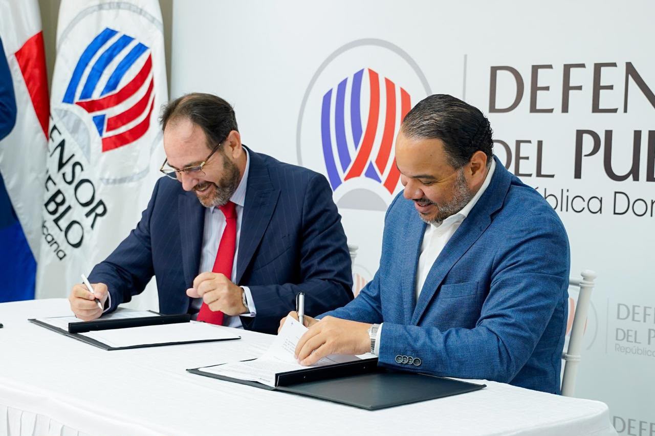 Defensor del Pueblo y Universidad de La Rioja acuerdan fortalecer educación mediante programa de becas